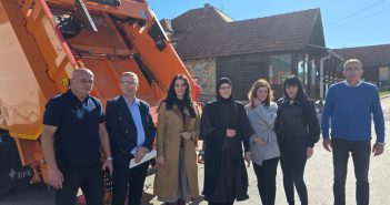 Ministarstvo zaštite životne sredine doniralo kamion za odvoženje otpada Opštini Sjenica